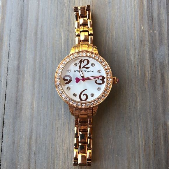 BETSEY Johnson Crystal Gold Tone Slim Band Watch! EUC - Picture 3 of 12